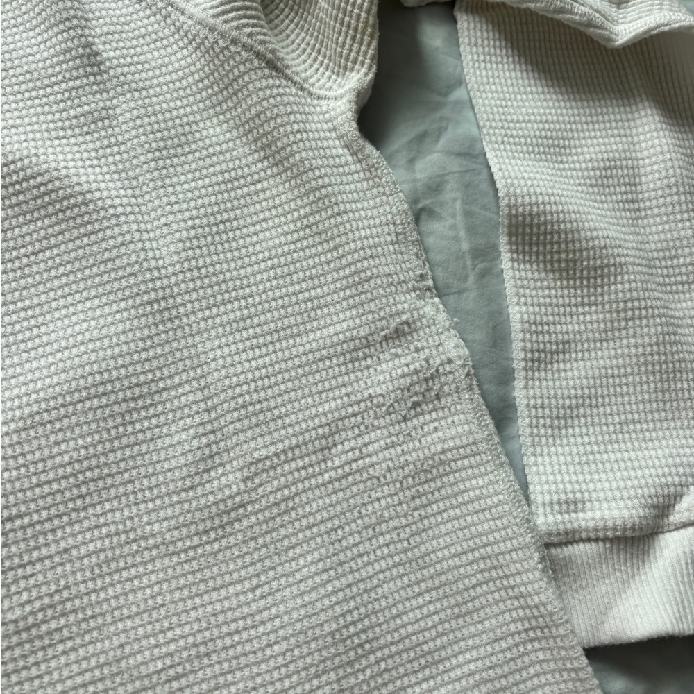 Aritzia tna waffle thermal ski layer long sleeve Elegant White Crew Neck Sweater - Picture 6 of 6